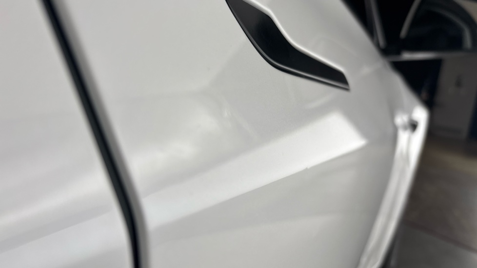 TESLA MODEL 3 SALOON RWD 4dr Auto