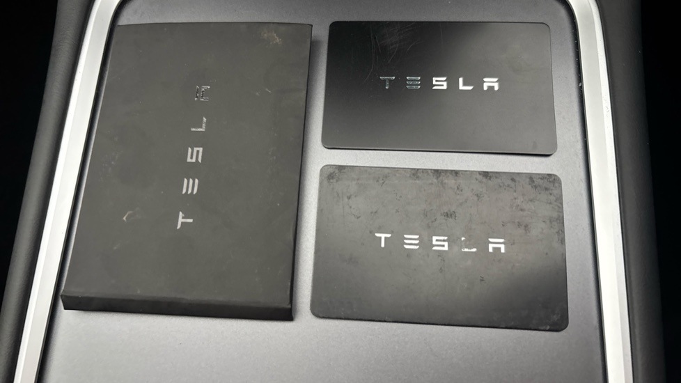 TESLA MODEL 3 SALOON RWD 4dr Auto