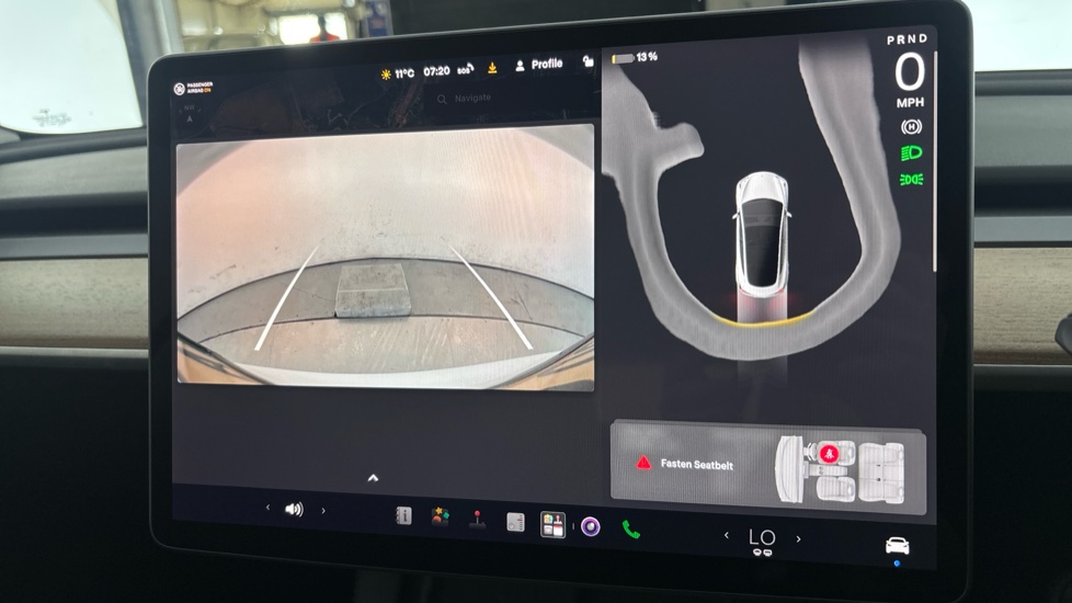 TESLA MODEL 3 reverse camera
