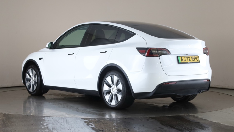 TESLA MODEL Y Image 3