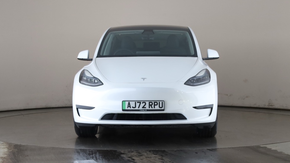 TESLA MODEL Y Image 8
