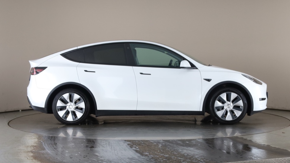 TESLA MODEL Y Image 6