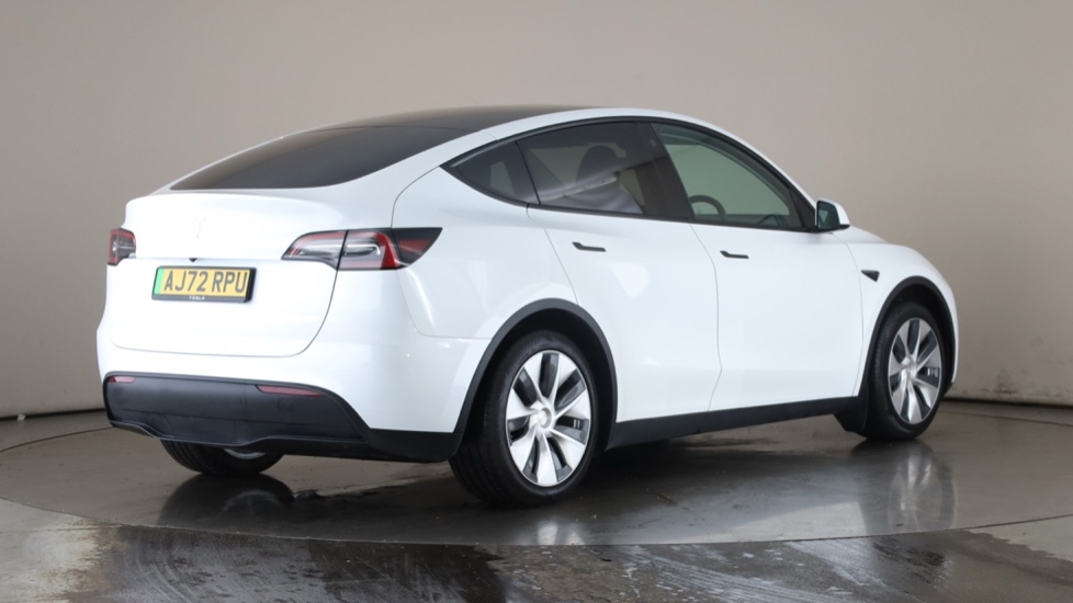 TESLA MODEL Y Image 5