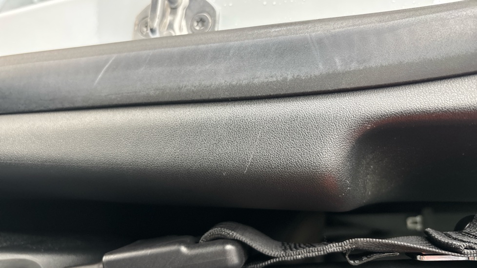 TESLA MODEL Y Scuff