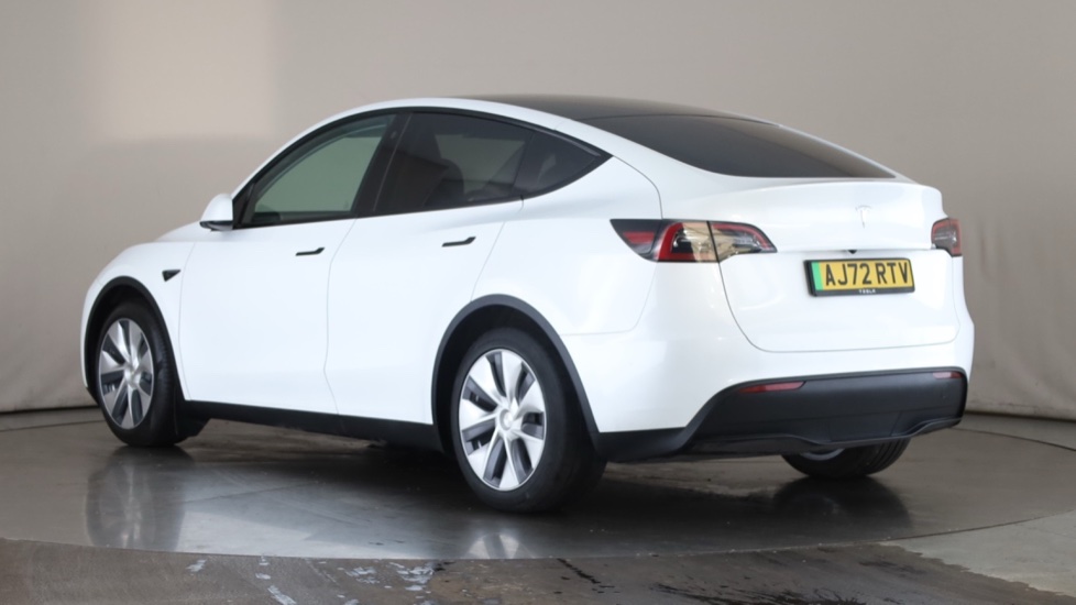 TESLA MODEL Y HATCHBACK RWD 5dr Auto