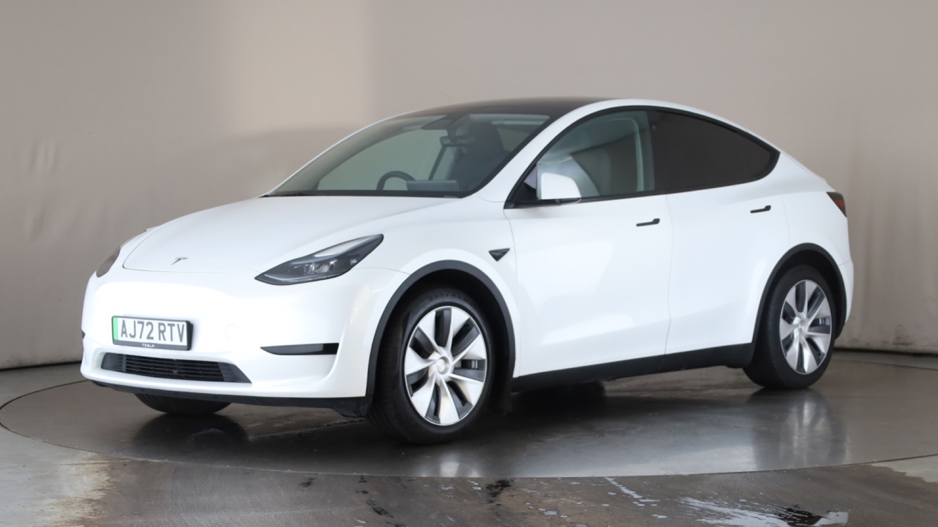 TESLA MODEL Y MODEL Y HATCHBACK RWD 5dr Auto
