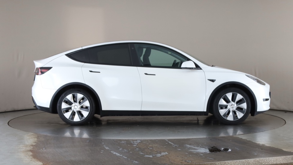 TESLA MODEL Y Image 6