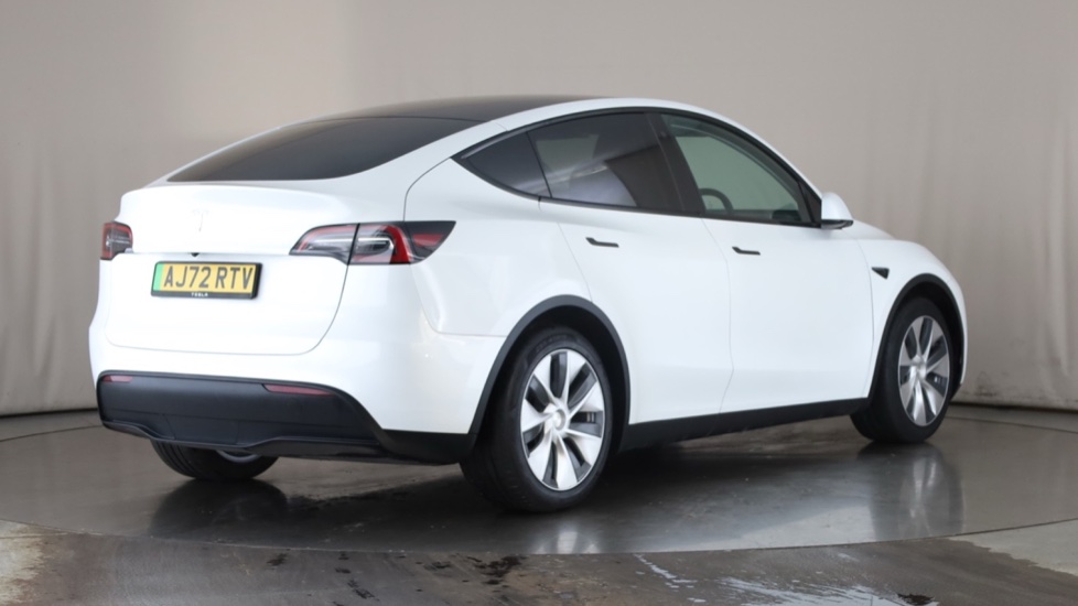 TESLA MODEL Y Image 5
