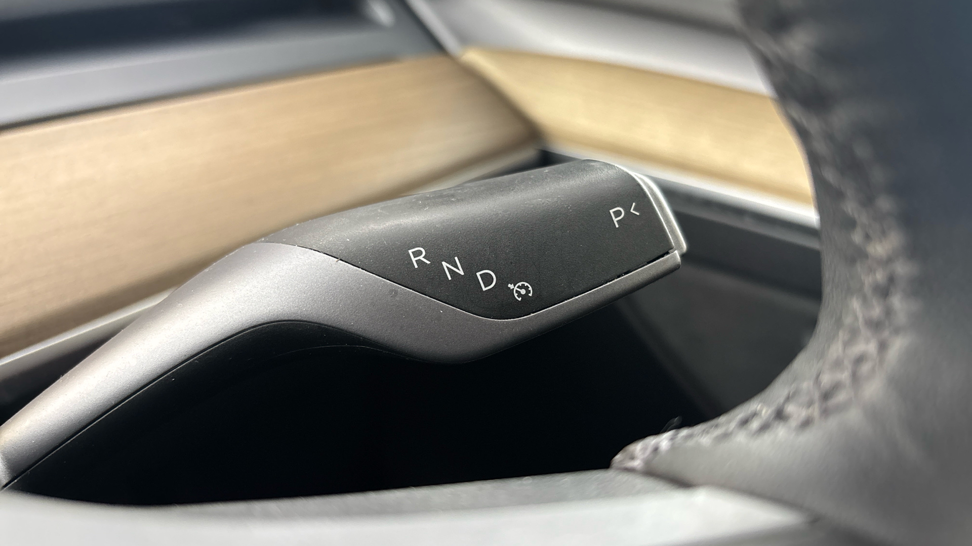 TESLA MODEL Y MODEL Y HATCHBACK RWD 5dr Auto