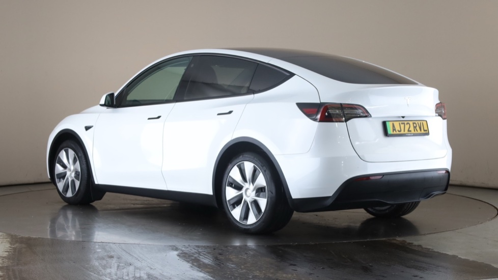 TESLA MODEL Y Image 3