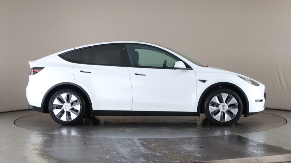 TESLA MODEL Y Image 6
