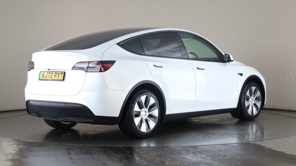TESLA MODEL Y Image 5