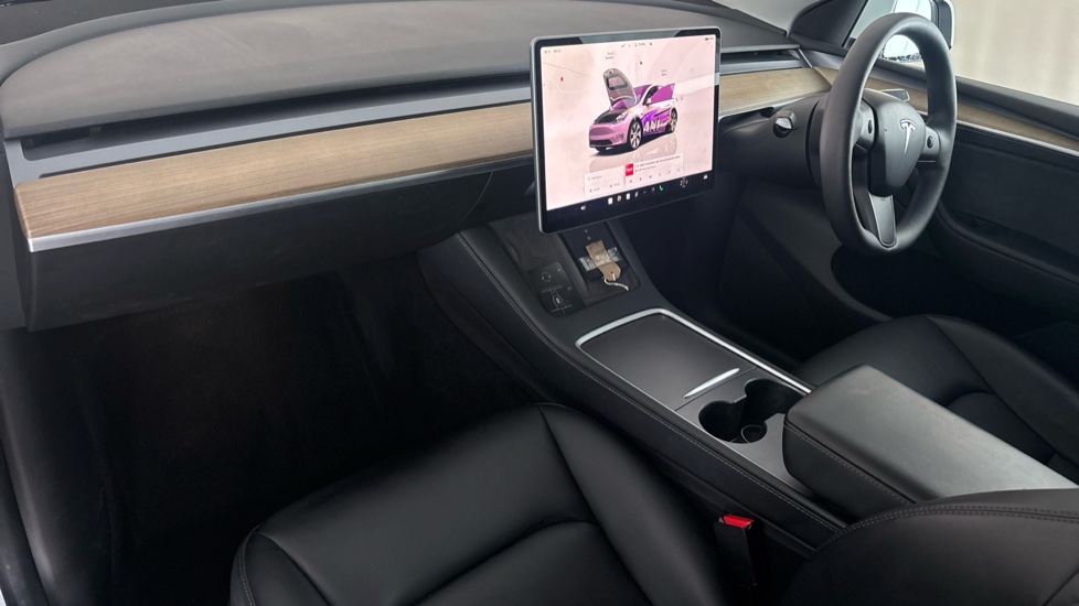 TESLA MODEL Y Image 10