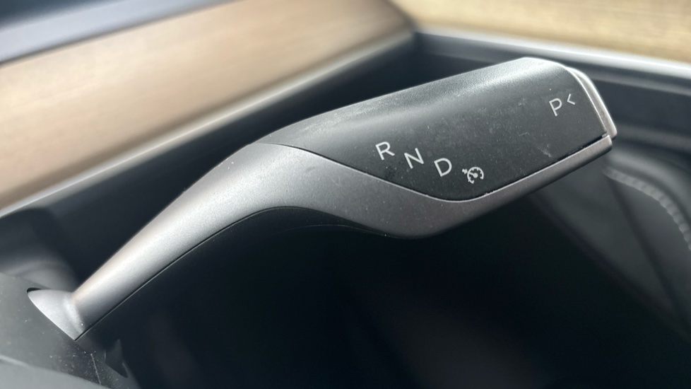 TESLA MODEL Y cruise control