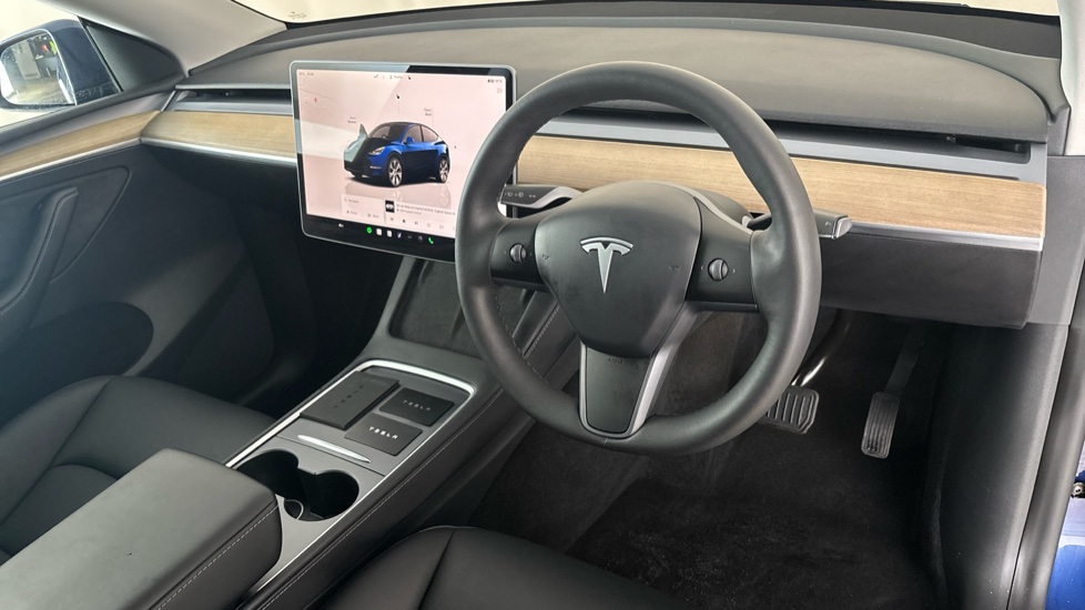 TESLA MODEL Y Image 9
