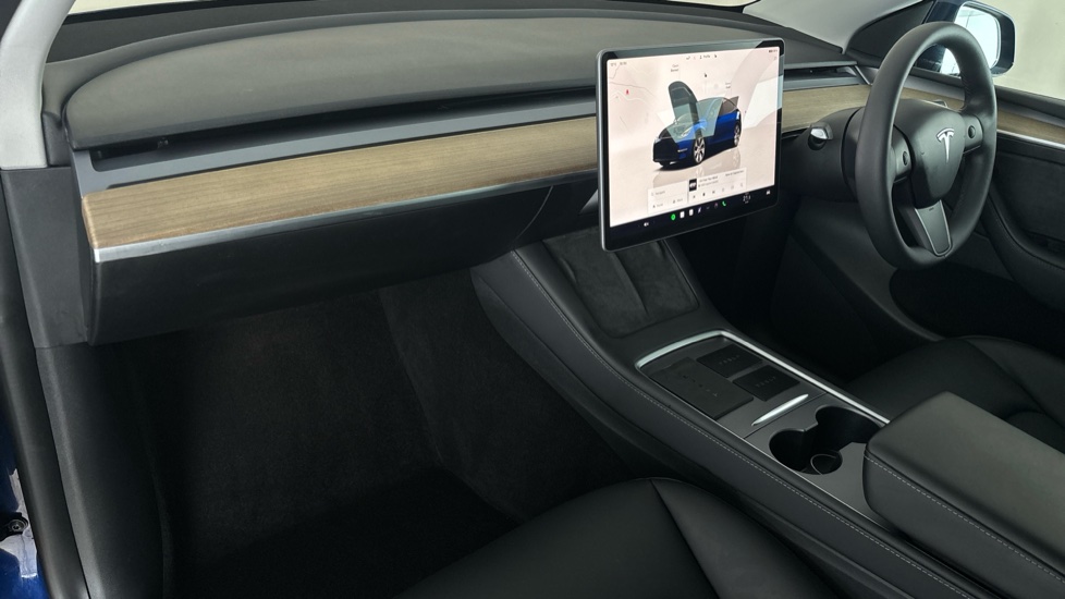 TESLA MODEL Y Image 10