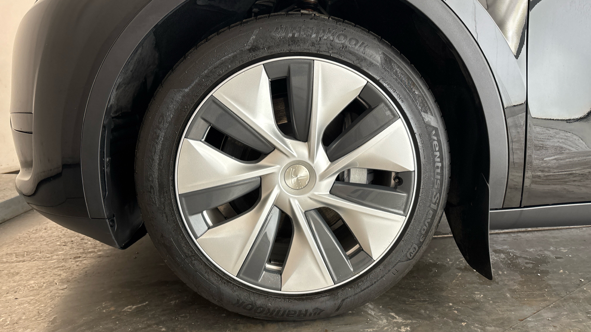 4020801 RWD 5dr Auto