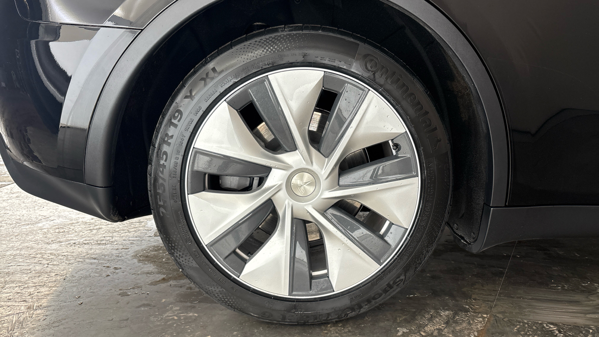 4020801 RWD 5dr Auto