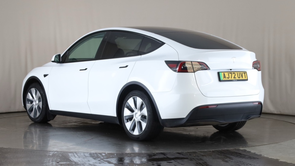 TESLA MODEL Y Image 3