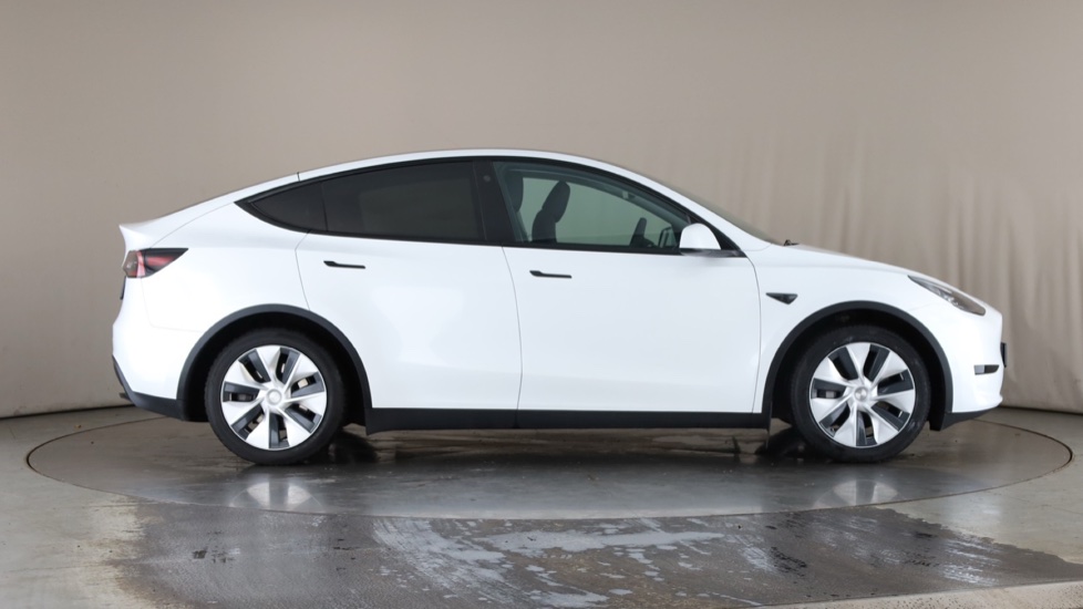 TESLA MODEL Y Image 6