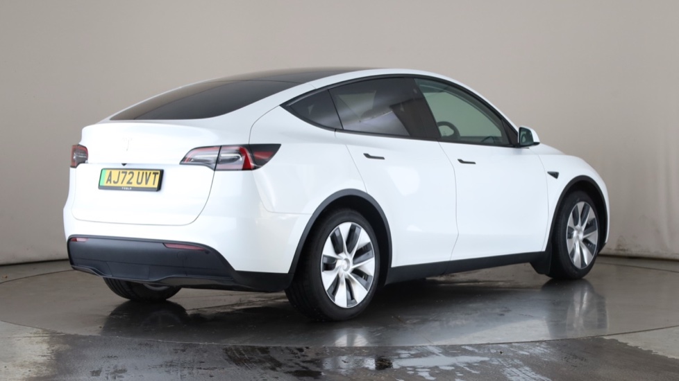 TESLA MODEL Y Image 5