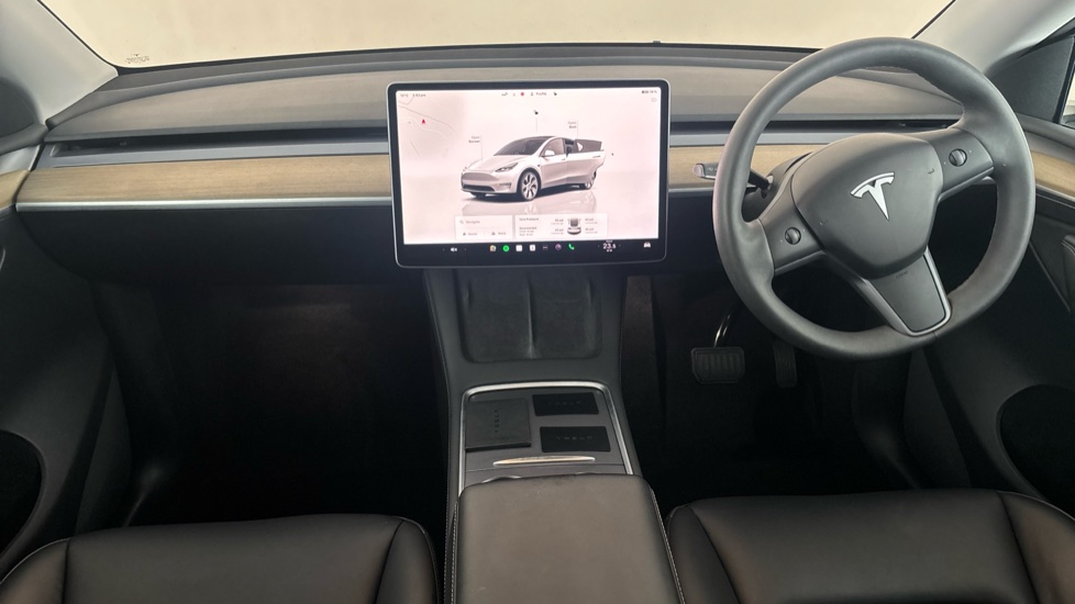 TESLA MODEL Y Image 11