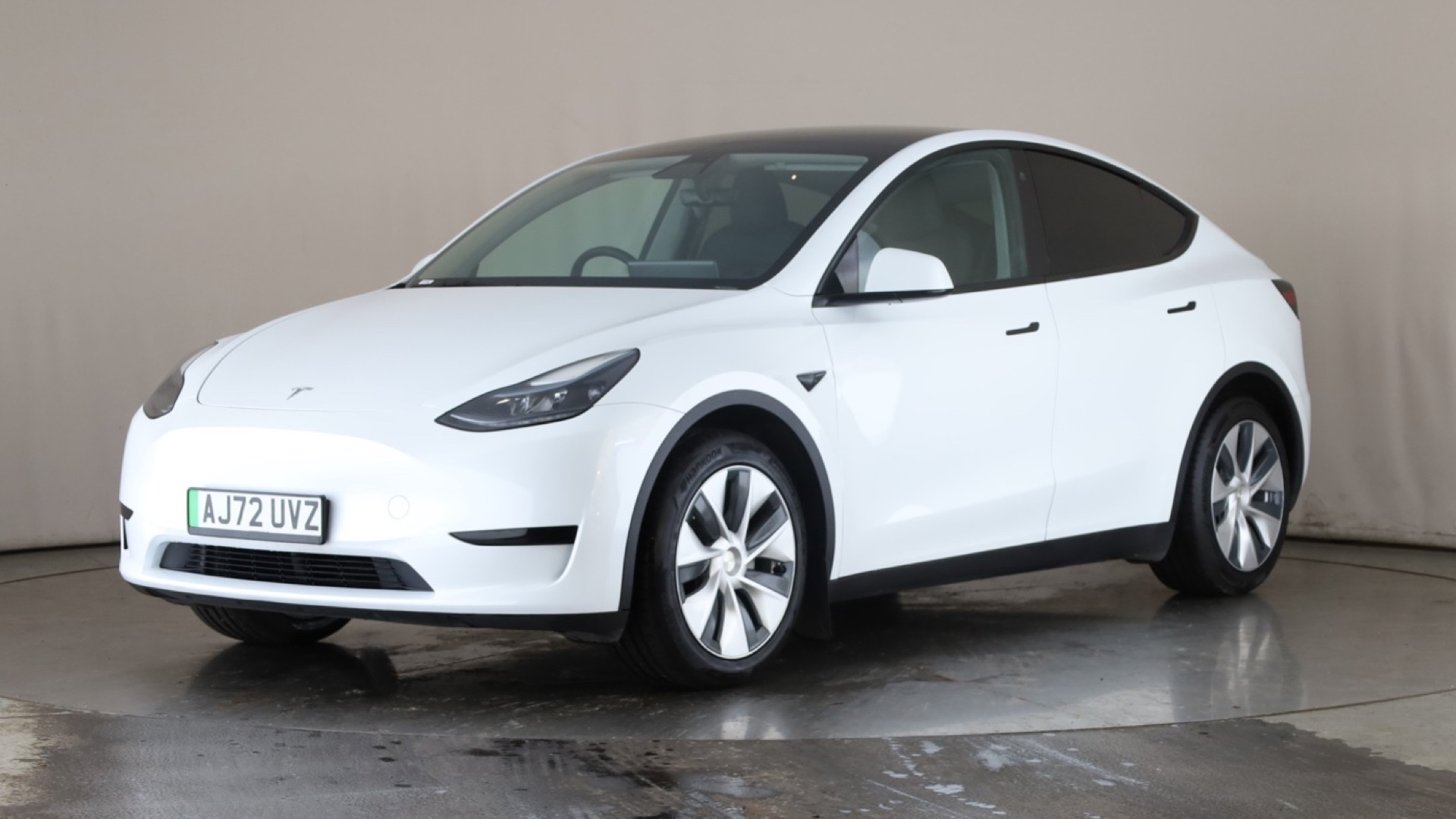 RWD 5dr Auto