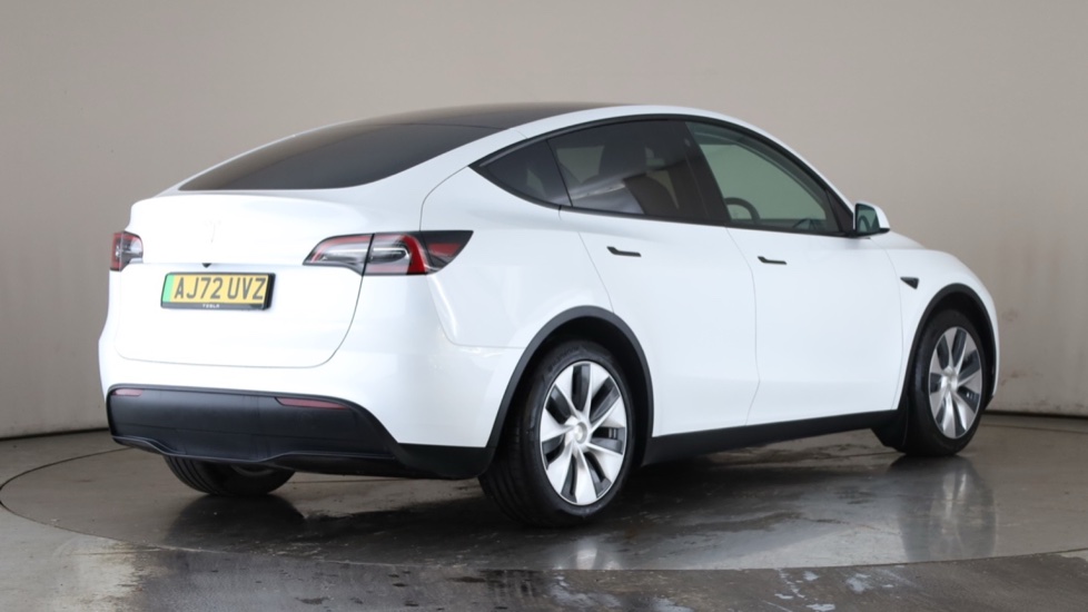 TESLA MODEL Y Image 5