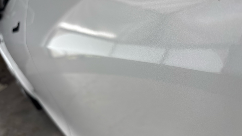 TESLA MODEL Y dents