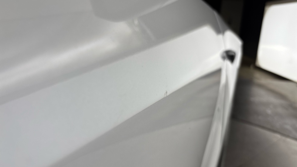 TESLA MODEL Y Dent and chips