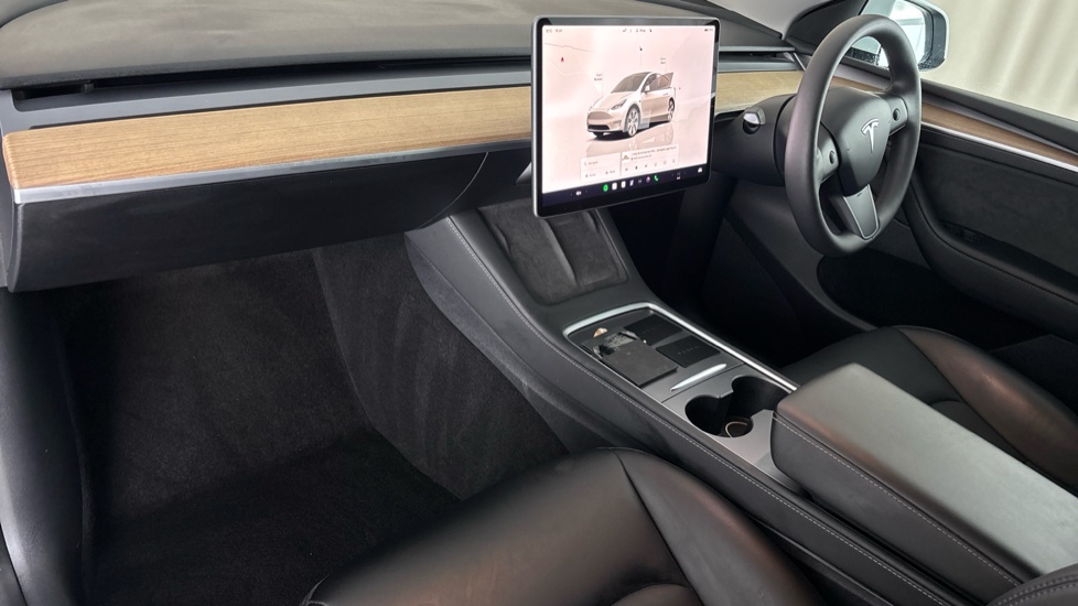 TESLA MODEL Y Image 10
