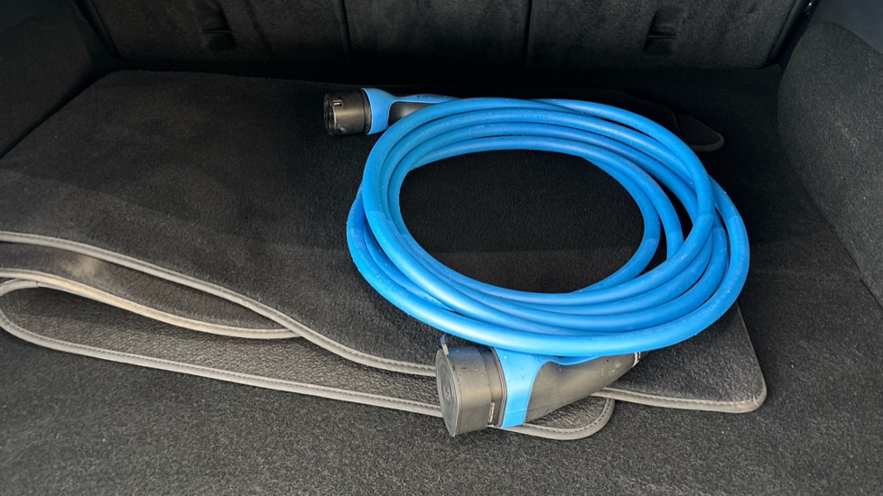 TESLA MODEL Y Image 22