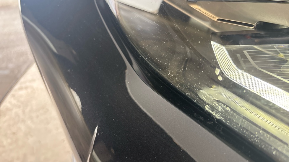 BMW I4 scratches