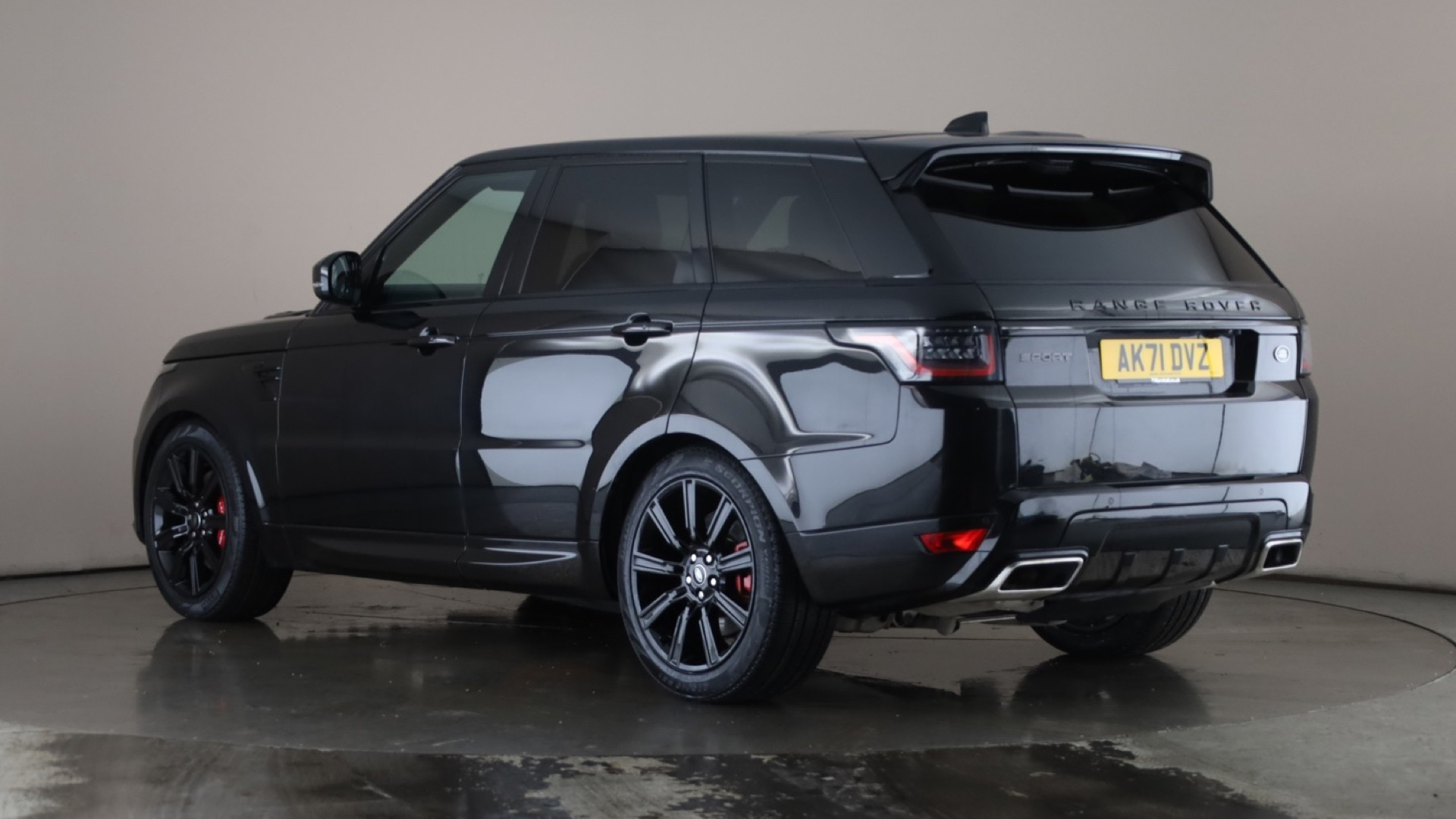 4020695 2.0 P400e HSE Dynamic Black 5dr Auto