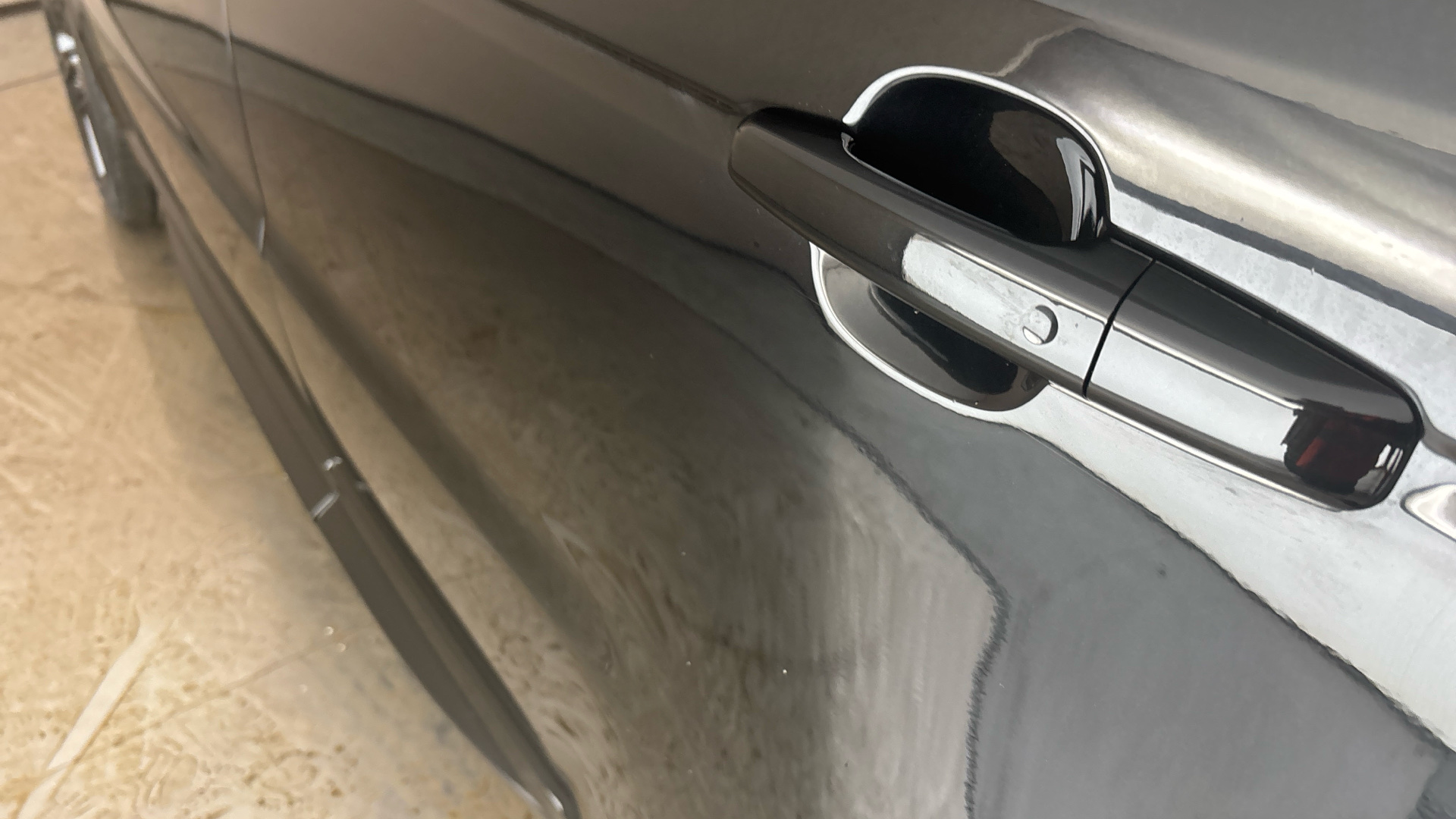 4020695 2.0 P400e HSE Dynamic Black 5dr Auto