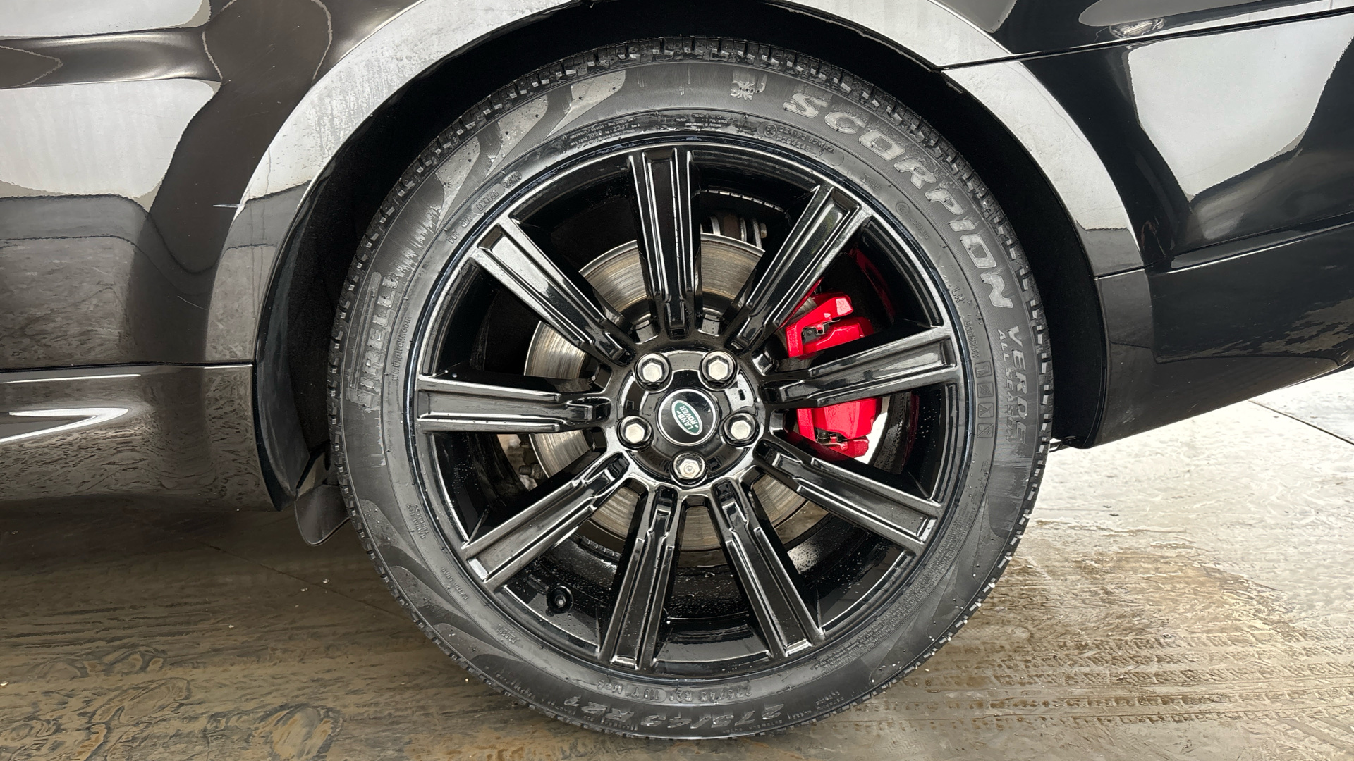 4020695 2.0 P400e HSE Dynamic Black 5dr Auto