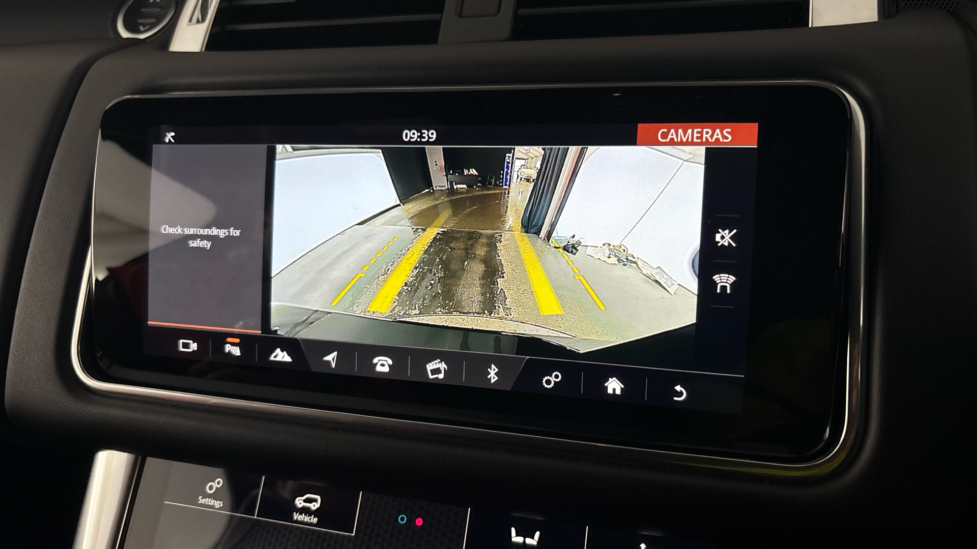 4020695 2.0 P400e HSE Dynamic Black 5dr Auto