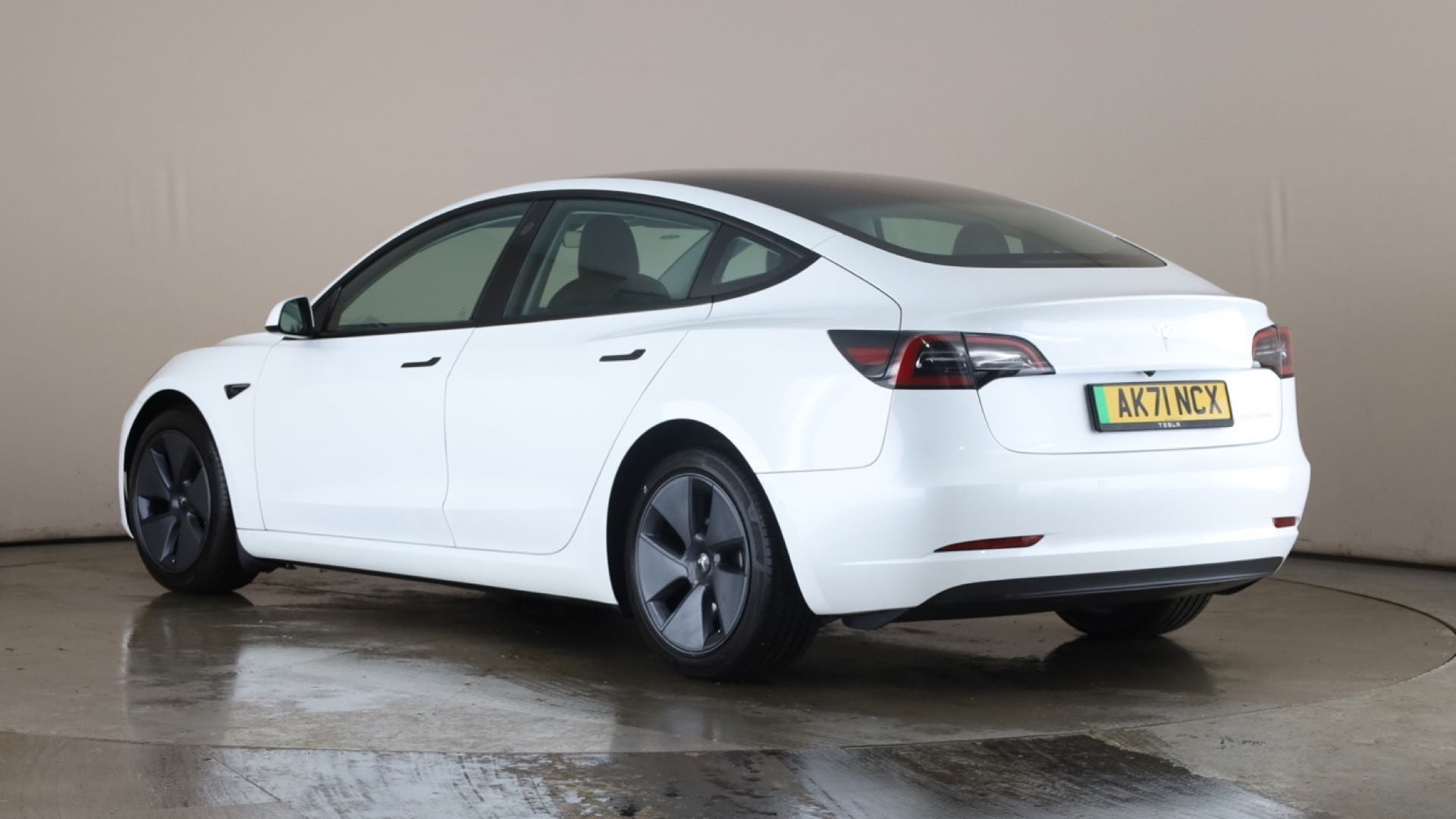 4027778 Long Range AWD 4dr Auto