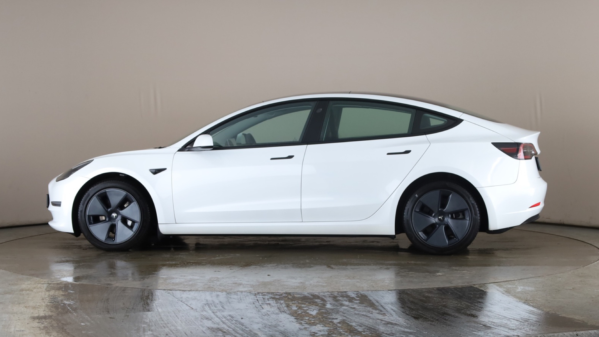 4027778 Long Range AWD 4dr Auto