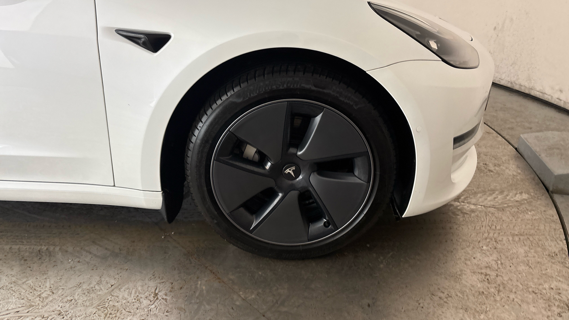 4027778 Long Range AWD 4dr Auto