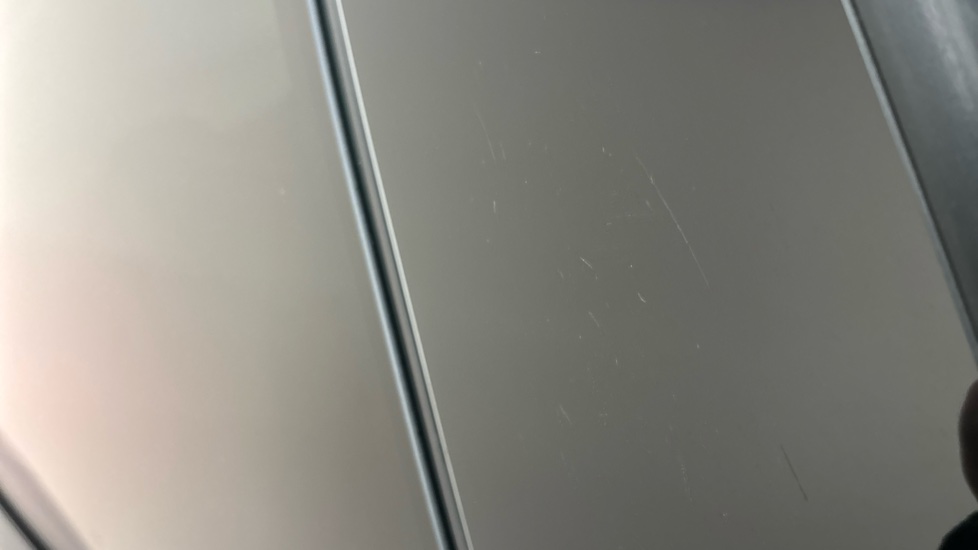 TESLA MODEL Y scratches