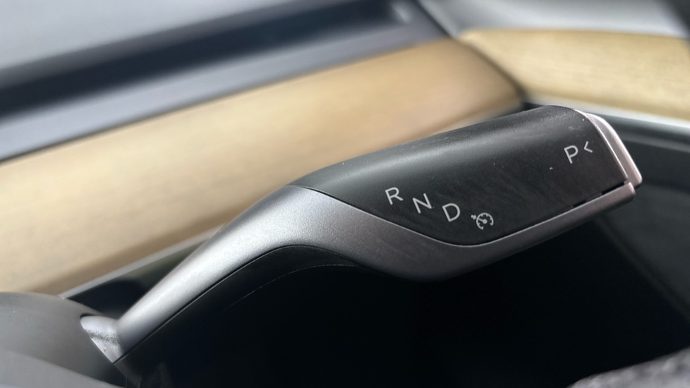 TESLA MODEL Y cruise control