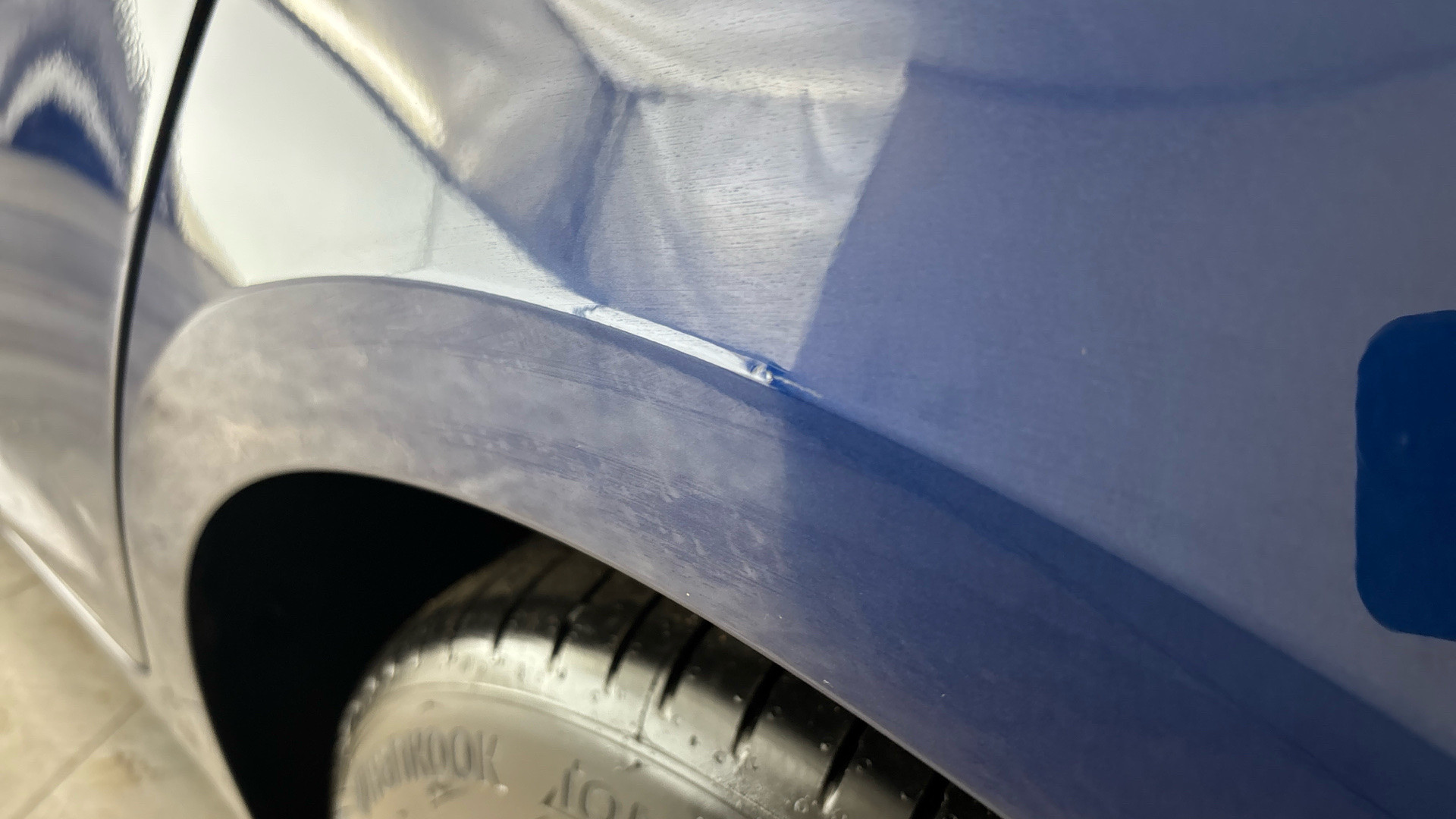 4027741 RWD 4dr Auto