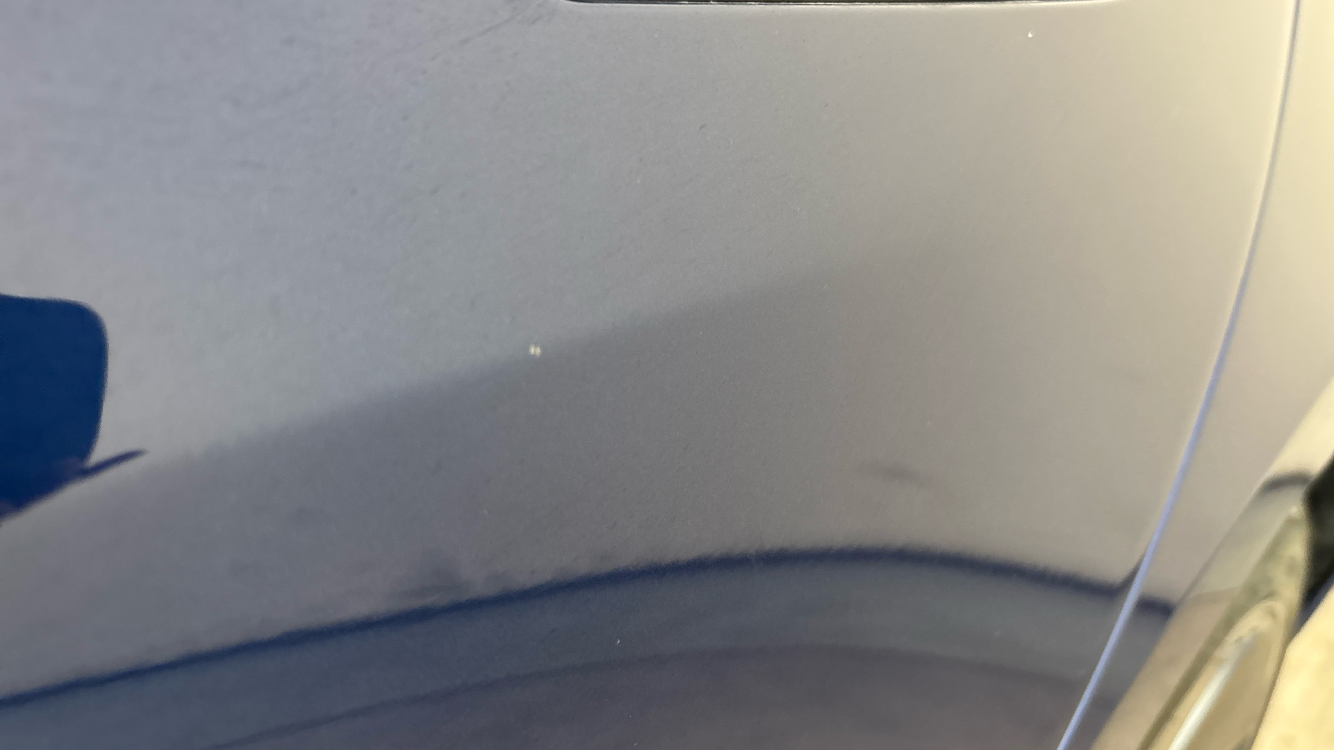 4027741 RWD 4dr Auto