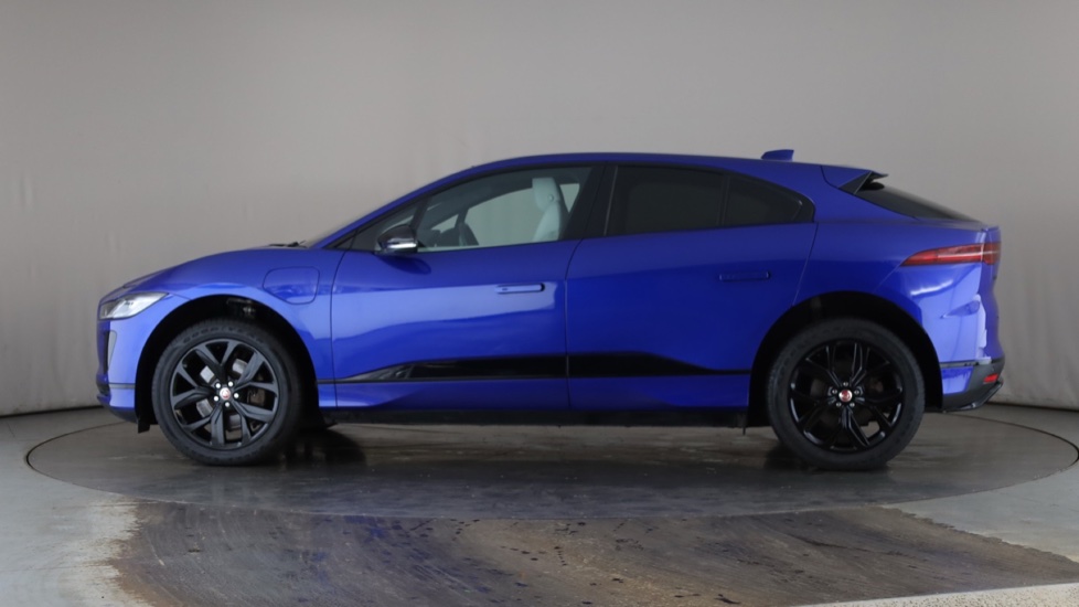 JAGUAR I-PACE Image 2