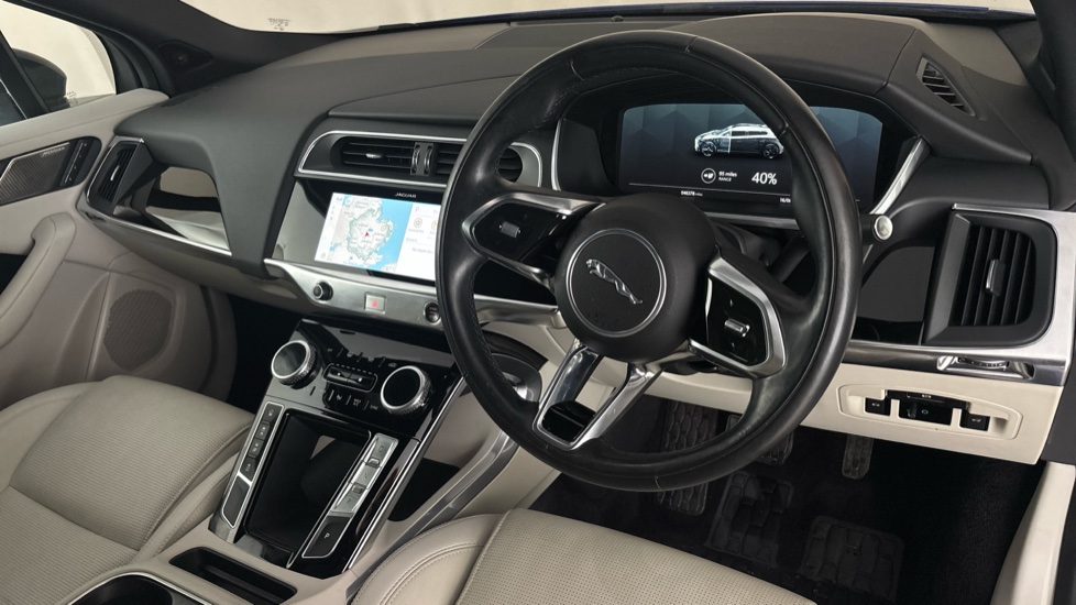 JAGUAR I-PACE Image 9
