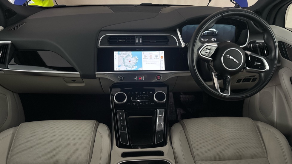 JAGUAR I-PACE Image 11