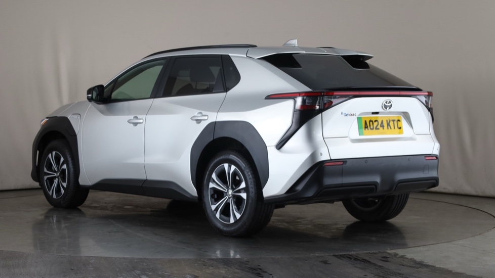 TOYOTA BZ4X Image 3