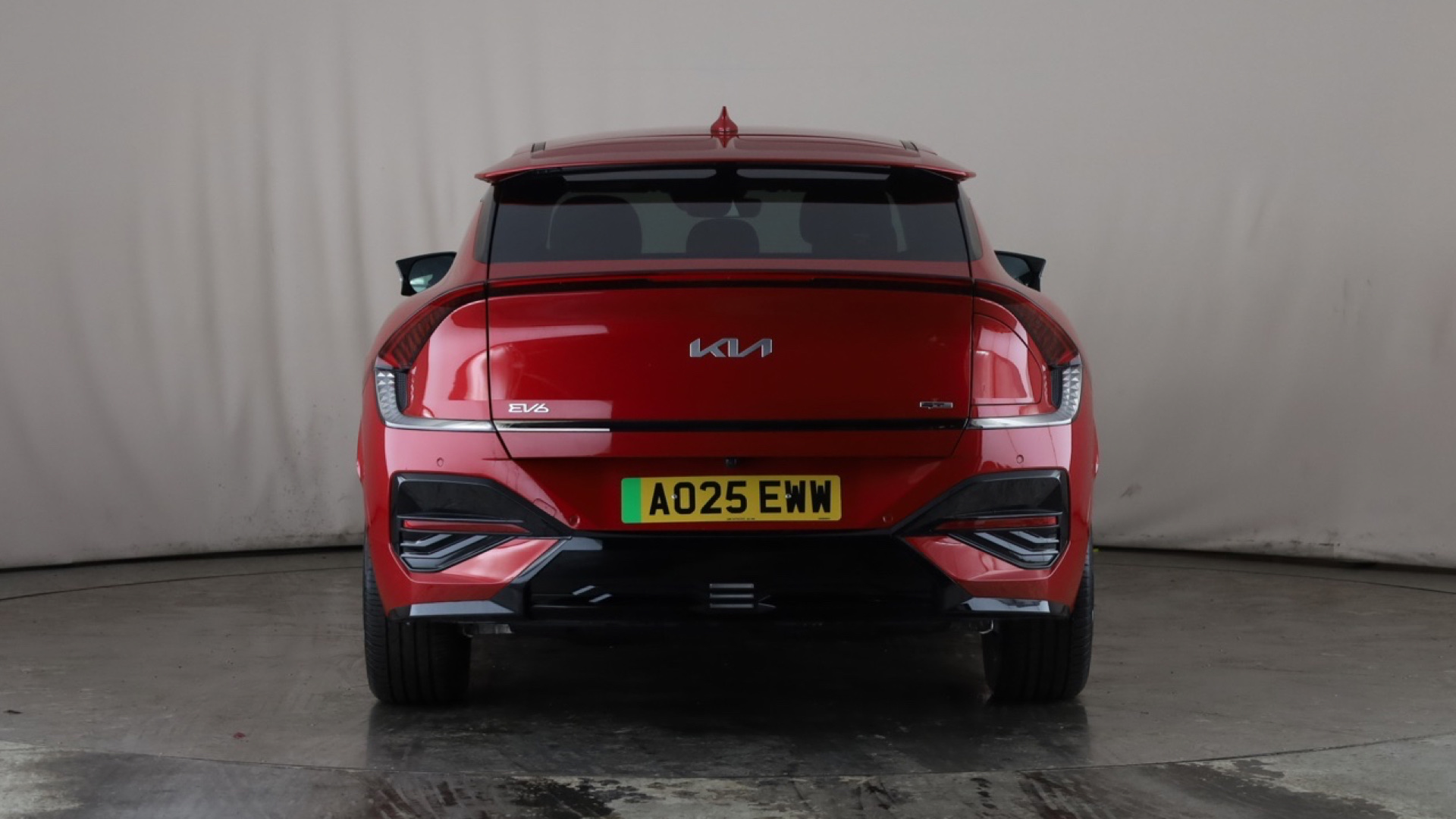 4020660 168kW GT Line 84kWh 5dr Auto