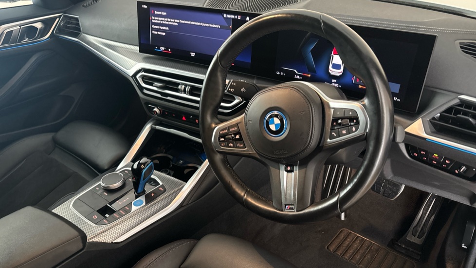 BMW I4 Image 9